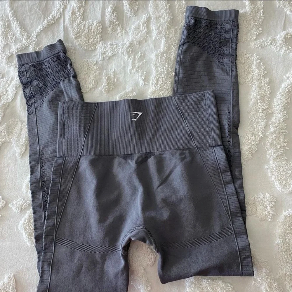 Size small gymshark leggings - Picture 2 of 3